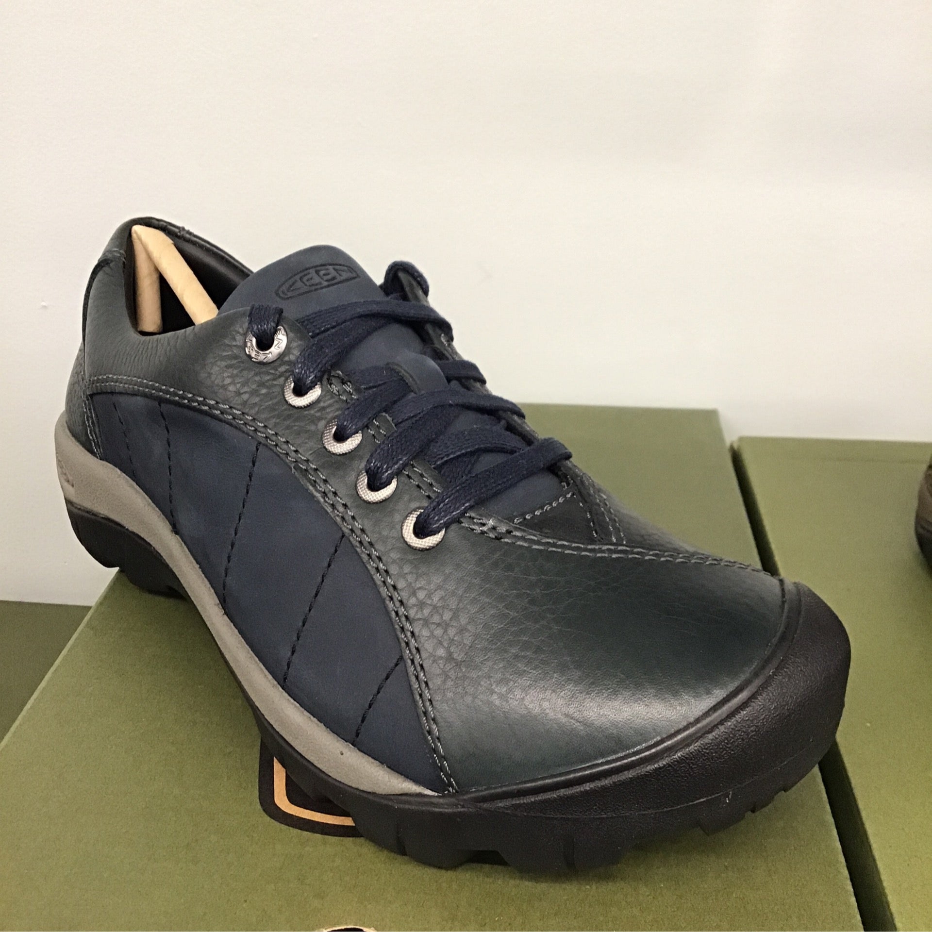 Keen midnight navy sales